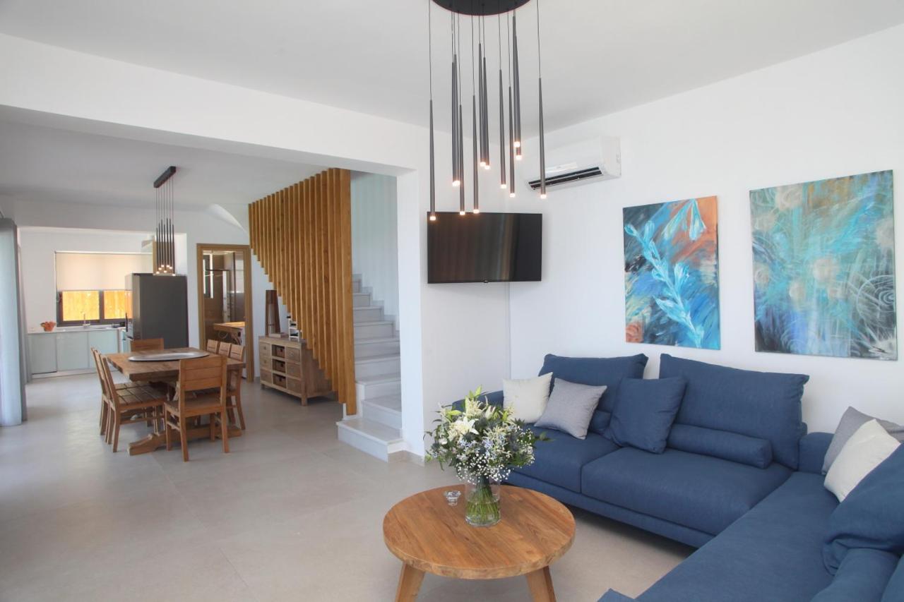 Capro - Milos Bay Villas Áyios Nikítas Exterior photo