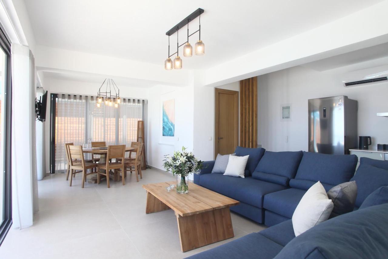 Capro - Milos Bay Villas Áyios Nikítas Exterior photo