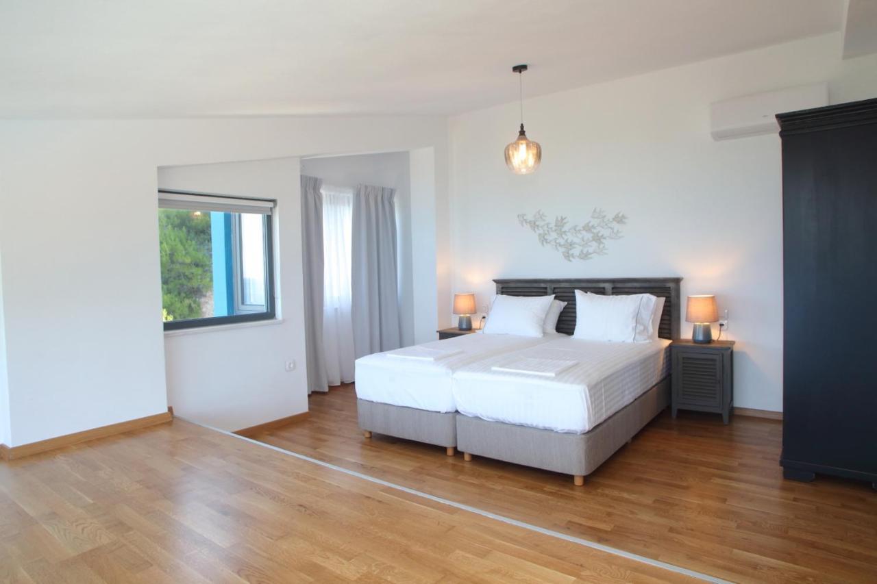 Capro - Milos Bay Villas Áyios Nikítas Exterior photo