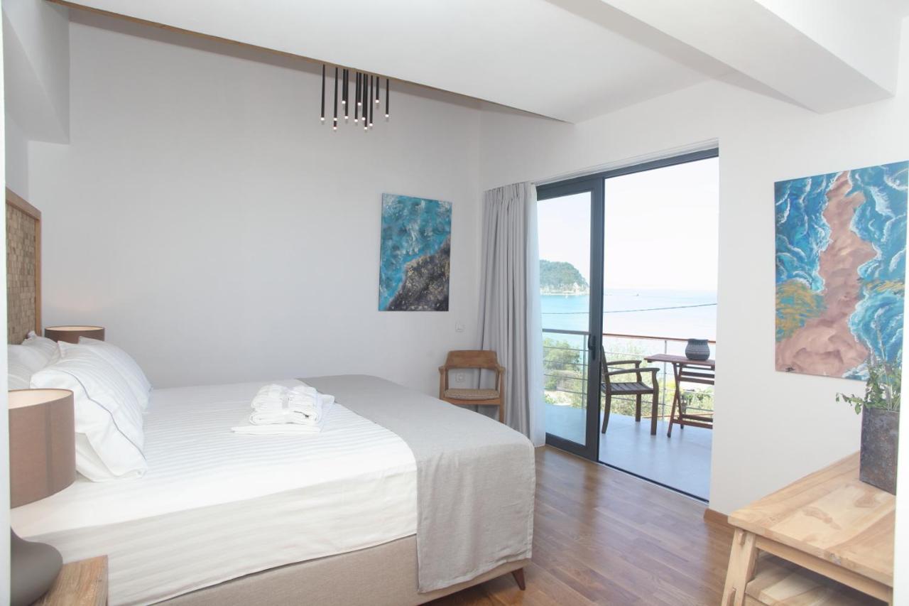 Capro - Milos Bay Villas Áyios Nikítas Exterior photo