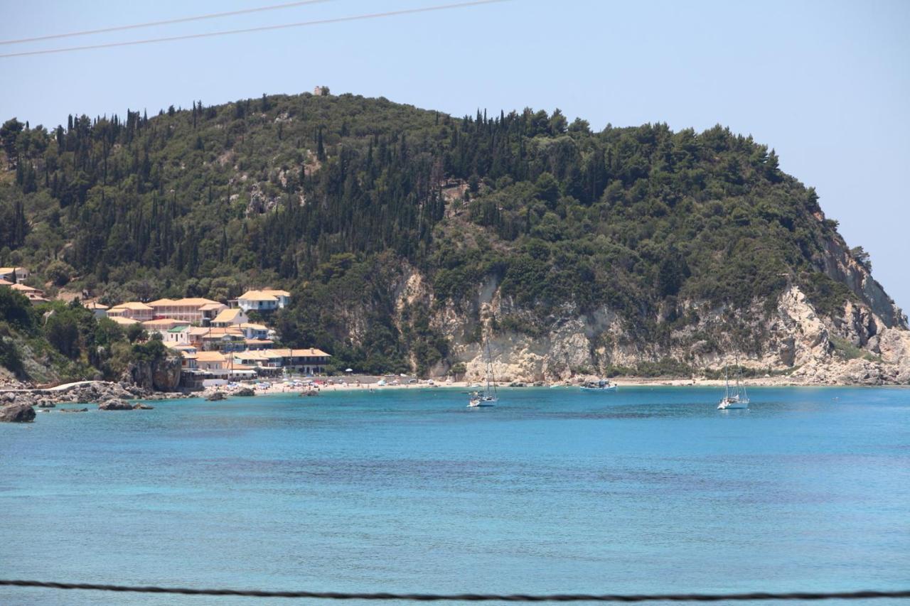 Capro - Milos Bay Villas Áyios Nikítas Exterior photo