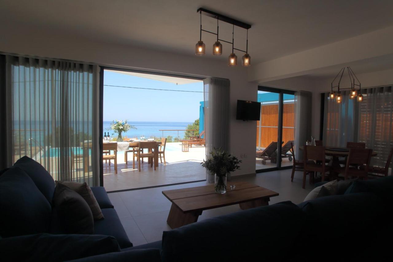 Capro - Milos Bay Villas Áyios Nikítas Exterior photo