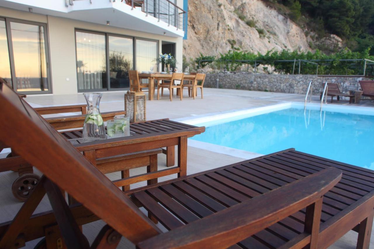 Capro - Milos Bay Villas Áyios Nikítas Exterior photo