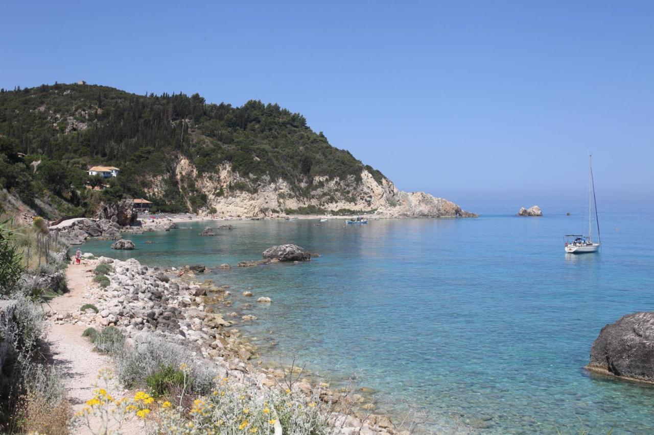 Capro - Milos Bay Villas Áyios Nikítas Exterior photo