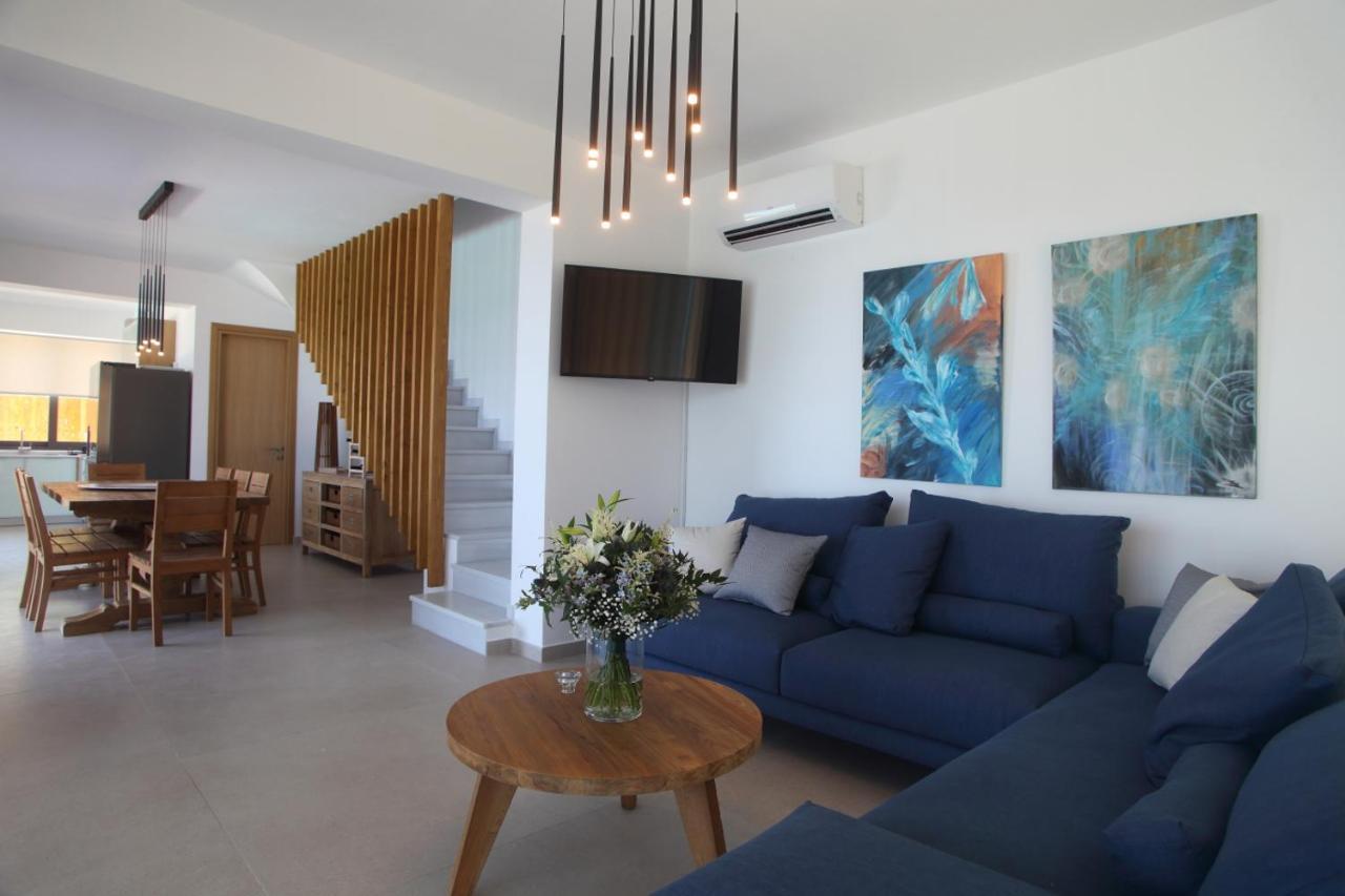Capro - Milos Bay Villas Áyios Nikítas Exterior photo