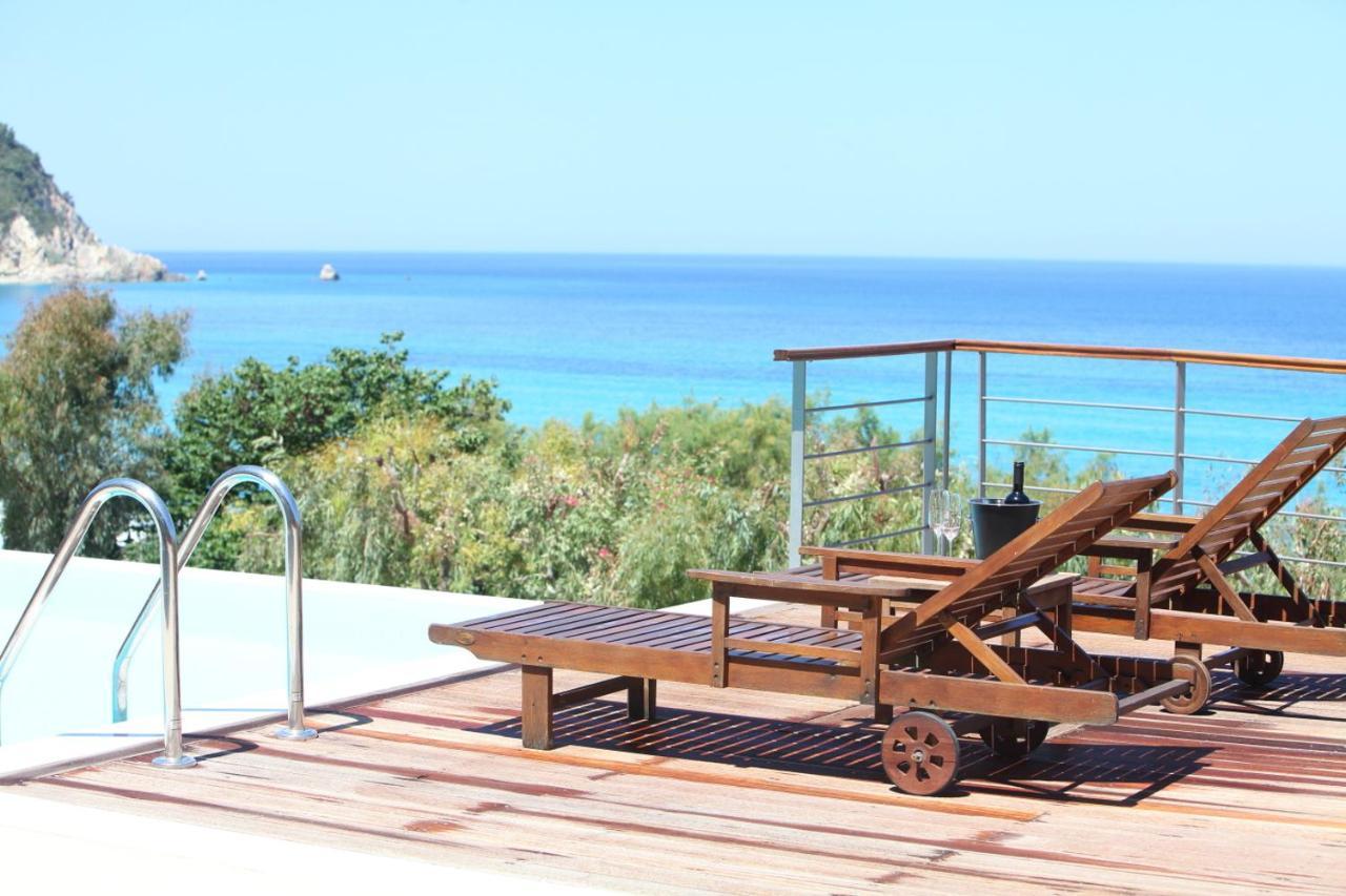 Capro - Milos Bay Villas Áyios Nikítas Exterior photo