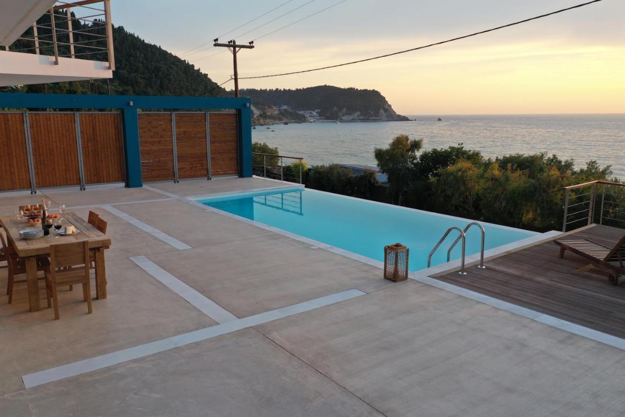 Capro - Milos Bay Villas Áyios Nikítas Exterior photo